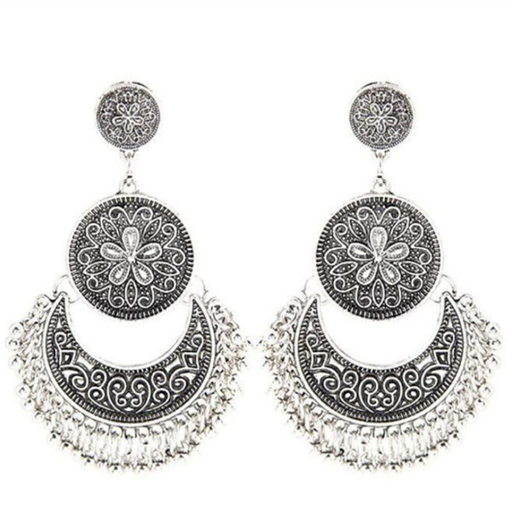 SILVER DREAM CATCHER BOHO DANGLE EARRINGS